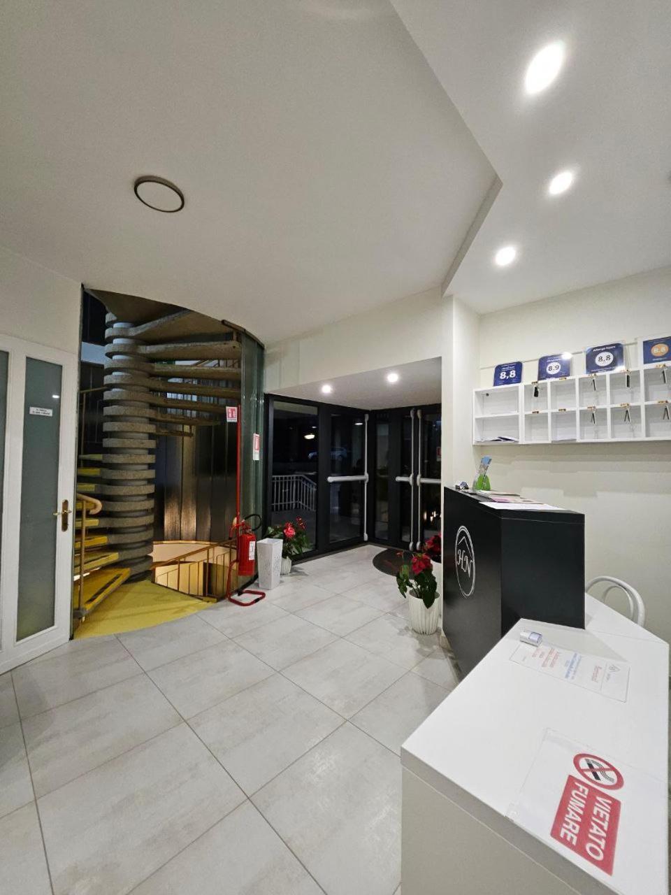 Albergo Nyers Perugia Buitenkant foto