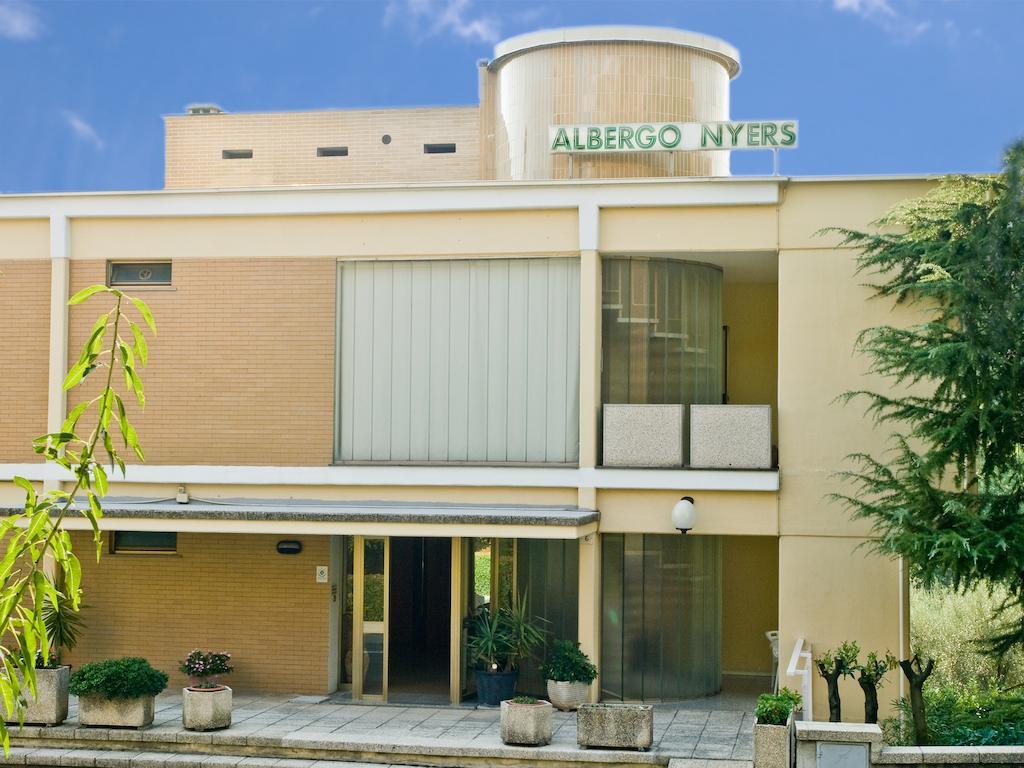 Albergo Nyers Perugia Buitenkant foto
