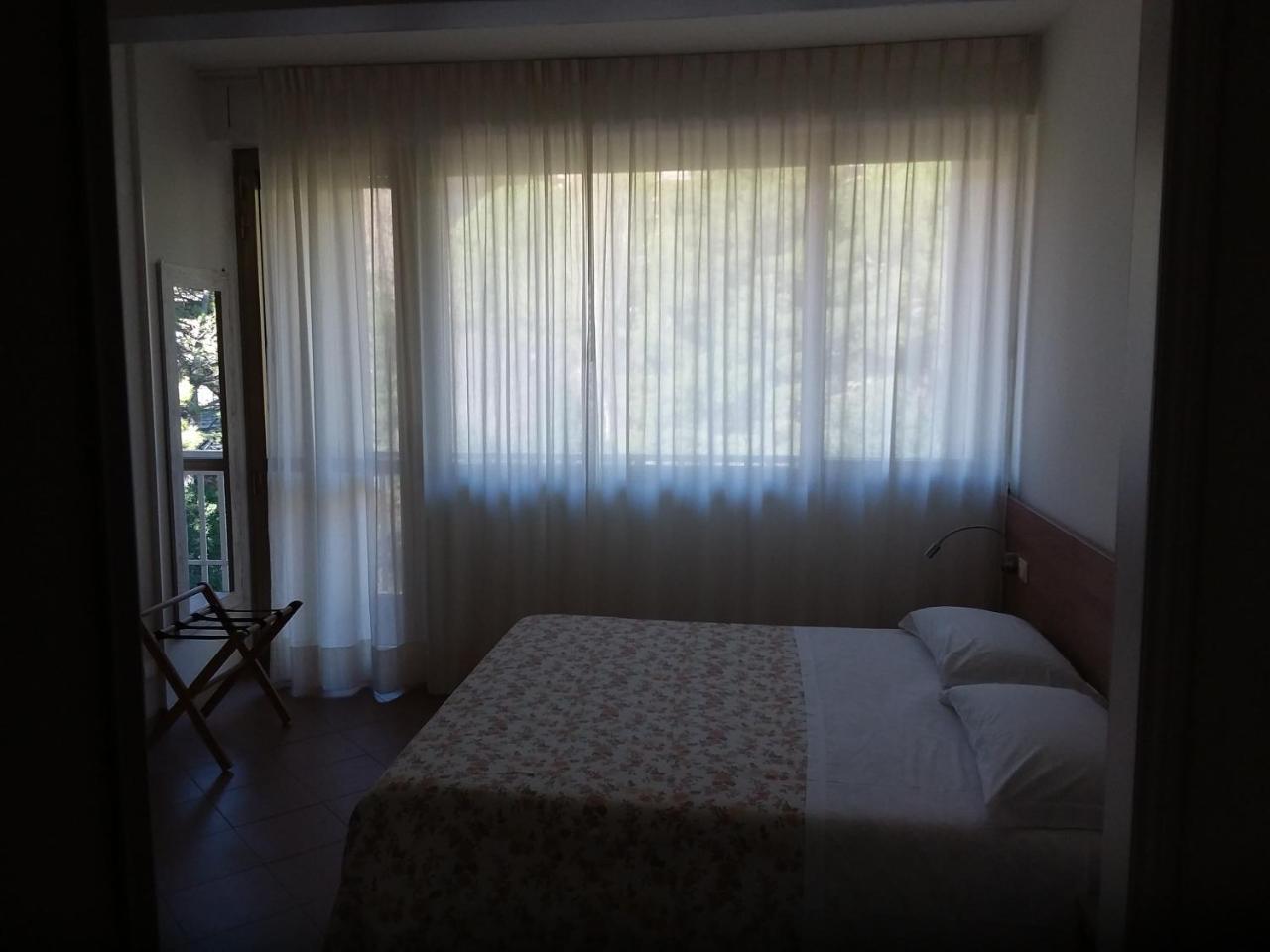 Albergo Nyers Perugia Buitenkant foto